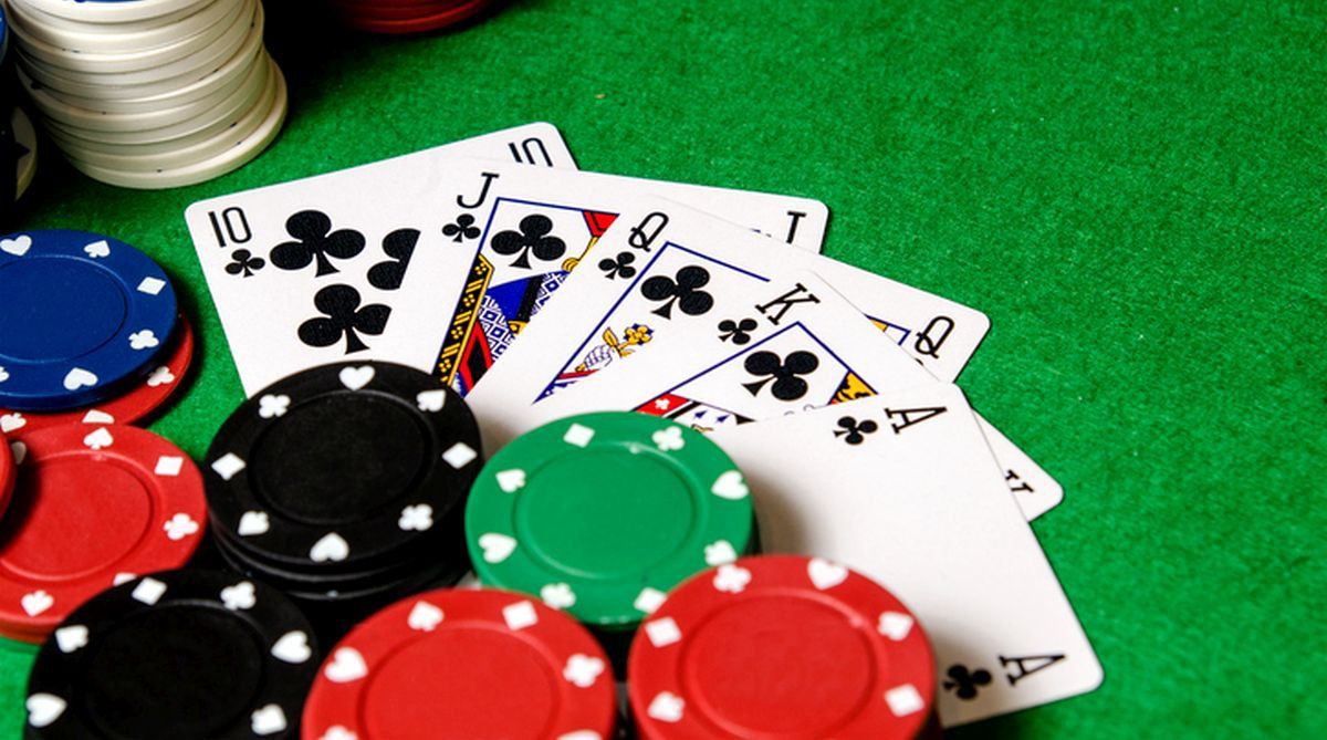 Nino's Casino کیسینو میں پوکر گیمز